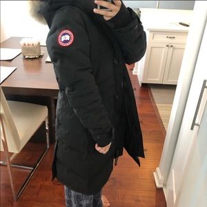 Canada Goose Women Black Jacket Medium, Lorette style